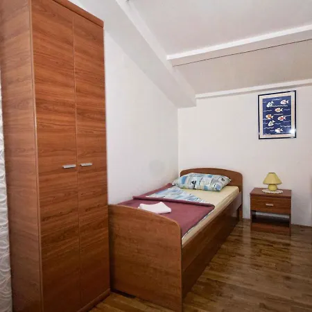 15 Apartment *